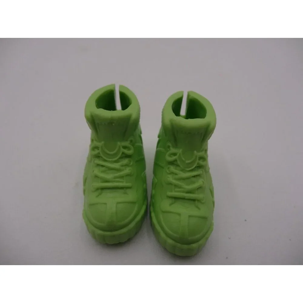 Monster‎ High Clawdeen Studio G3 Lime Green Tennis Shoes accessories fashions